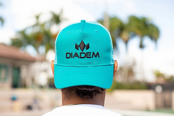 ���� ����� | Diadem Snapback Trucker