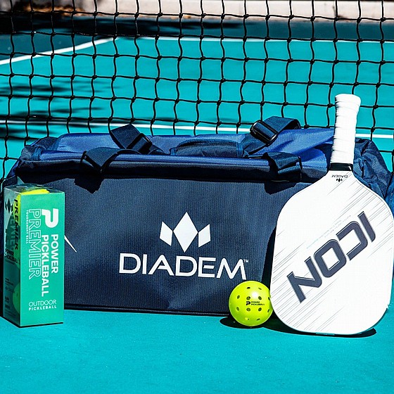 ��� ���� | Diadem Tour V3 Duffel - Elevate